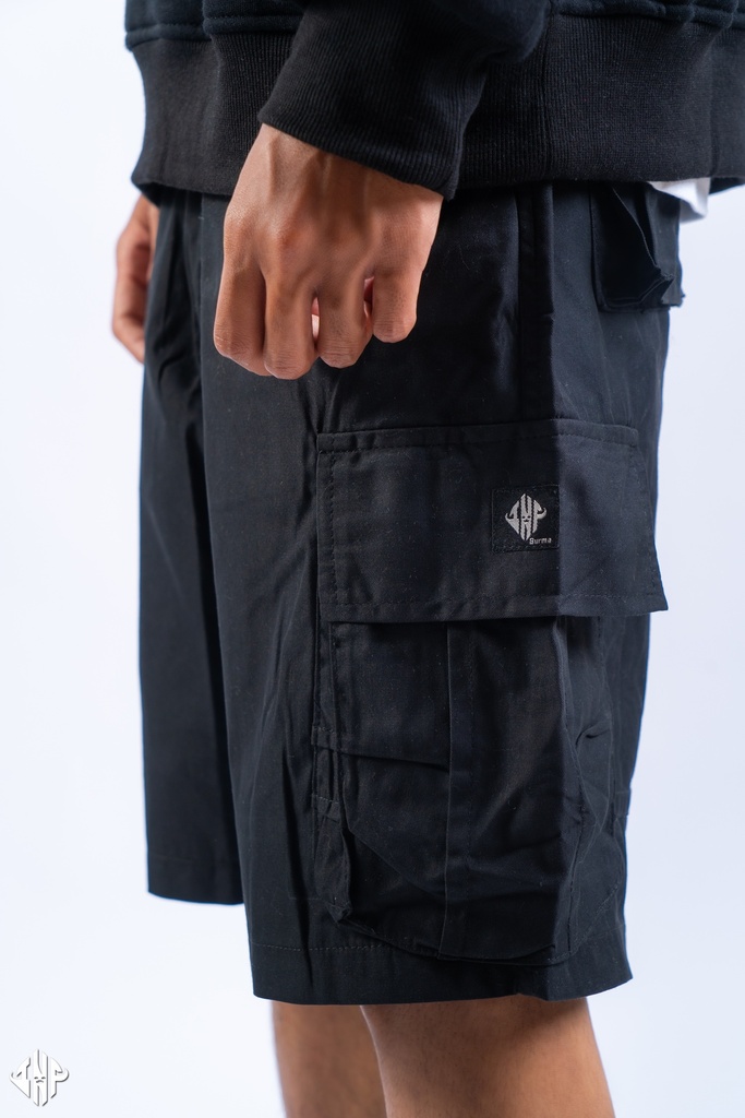 SP006LBLACK CARGO SHORT